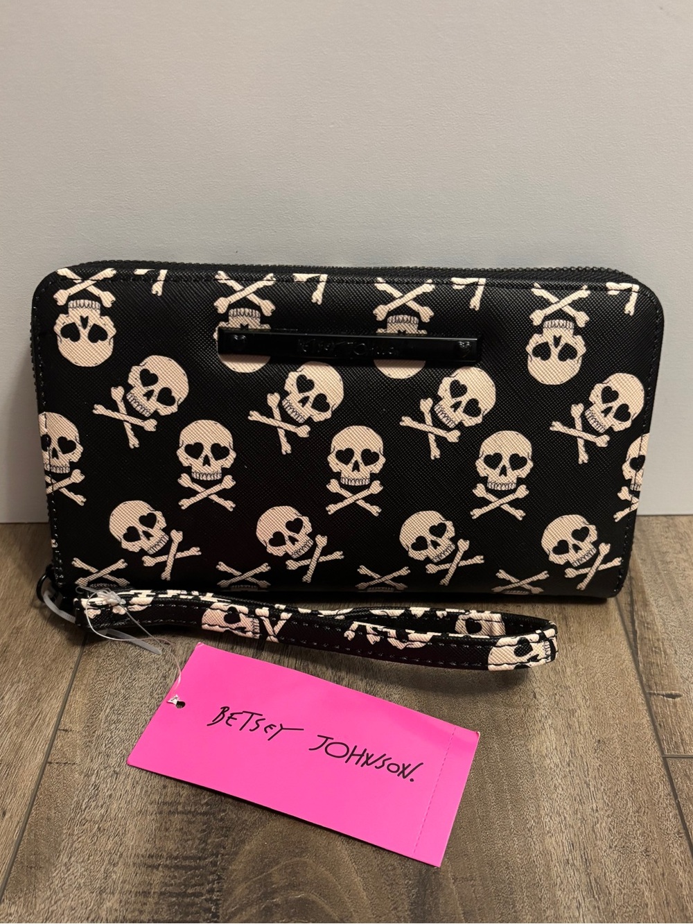 Betsey Johnson Skeleton Skull Wallet